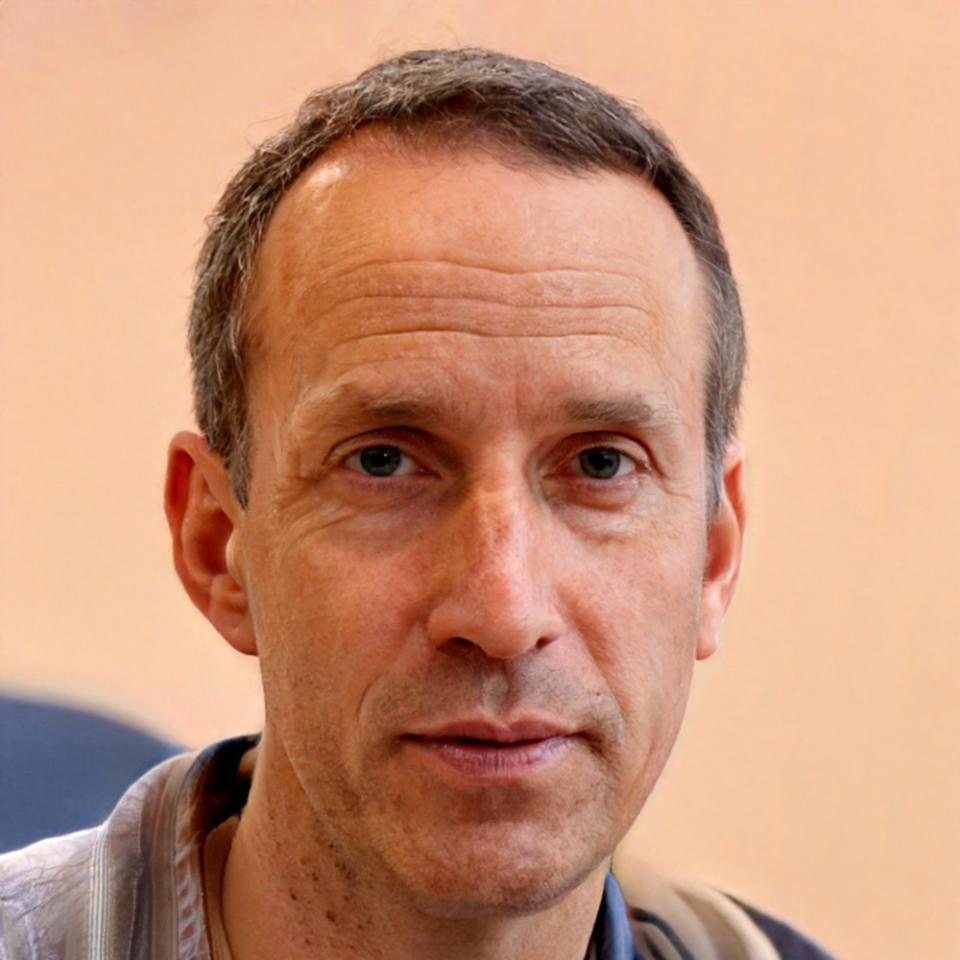 Portrait de Maxence Durieux, formateur en gestion budgétaire